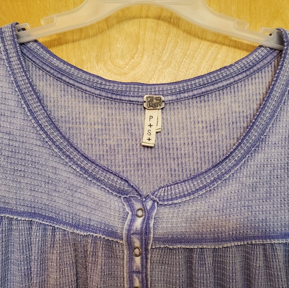 SOLD 🚫 We The Free Kai Thermal Henley Top Lilac Flowy Long Sleeve Blouse - Picture 3 of 7